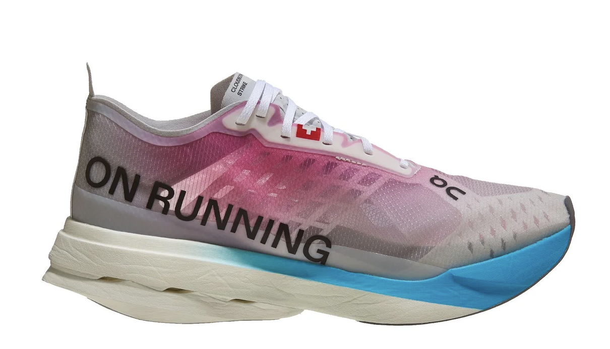 On Men's Cloudboom Strike White/Horizon