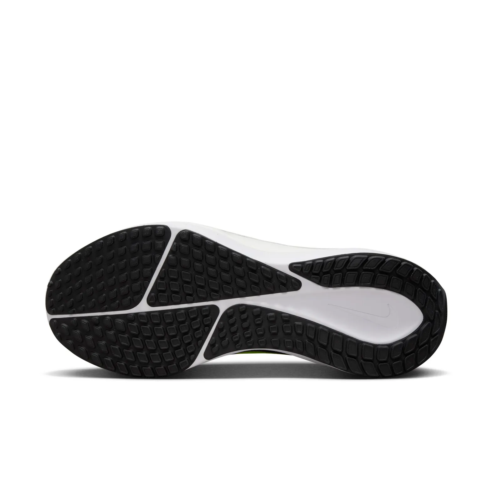 Vomero 17 28cmランニングシューズ クリーム/レッド/ネイビー NIKE VOMERO 17: Could this be an exciting daily trainer